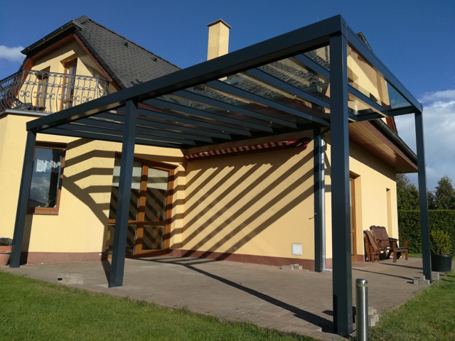 Kolik místa potřebujete pro pohodlné venkovní posezení pod pergolou