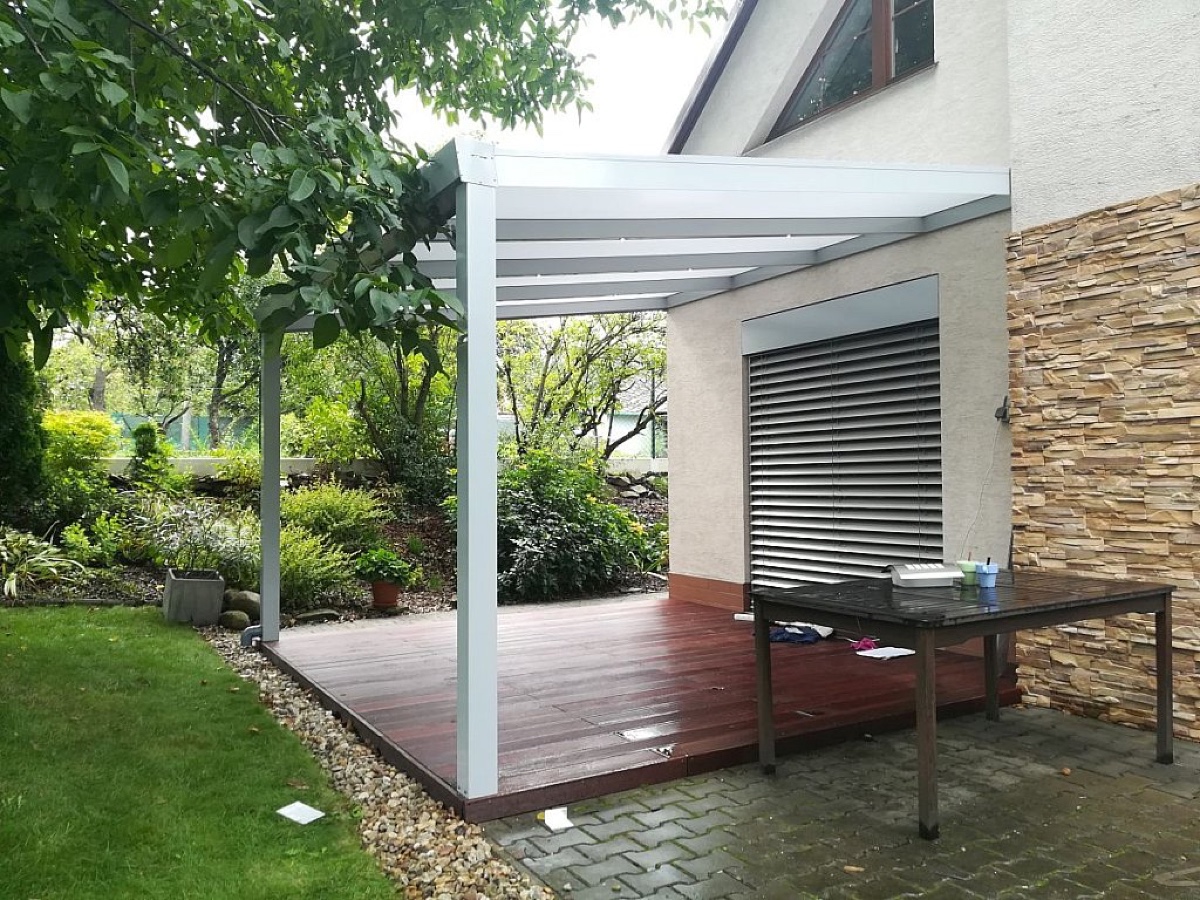 hliníková pergola a drenáž vody