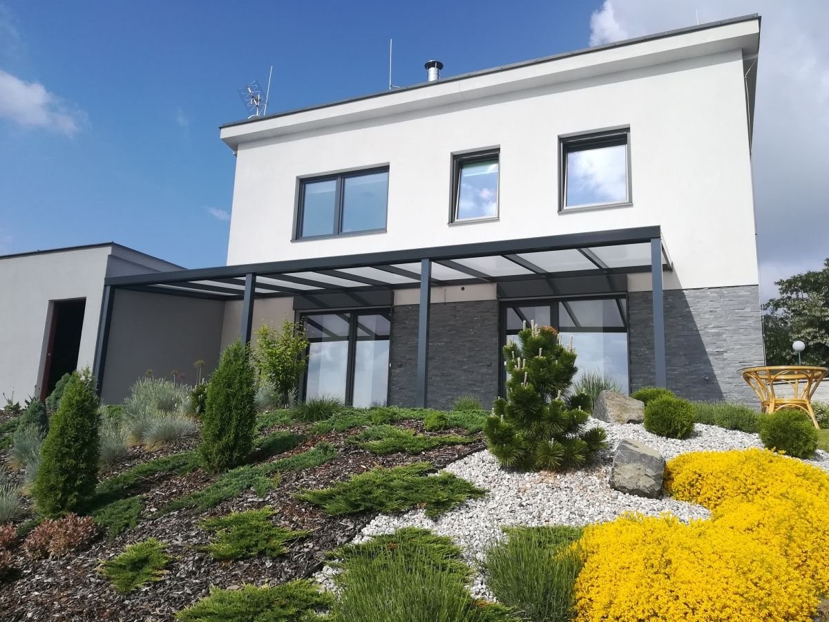 hliníková pergola zahrada